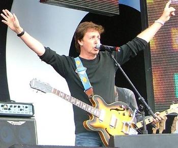 Paul_McCartney_&_Bono_Live8.jpg